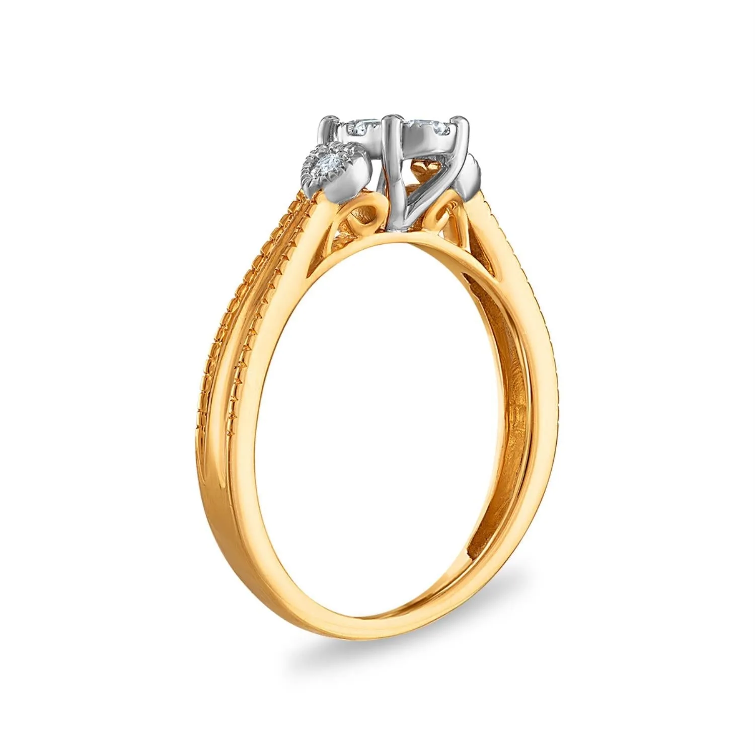 1/5 CTW Diamond Cluster Engagement Pear Shaped Ring in 10KT Yellow Gold