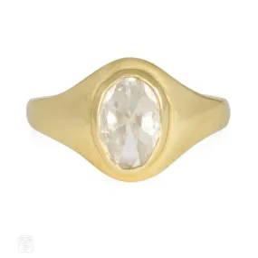 Art Deco diamond and gold ring of tapered design