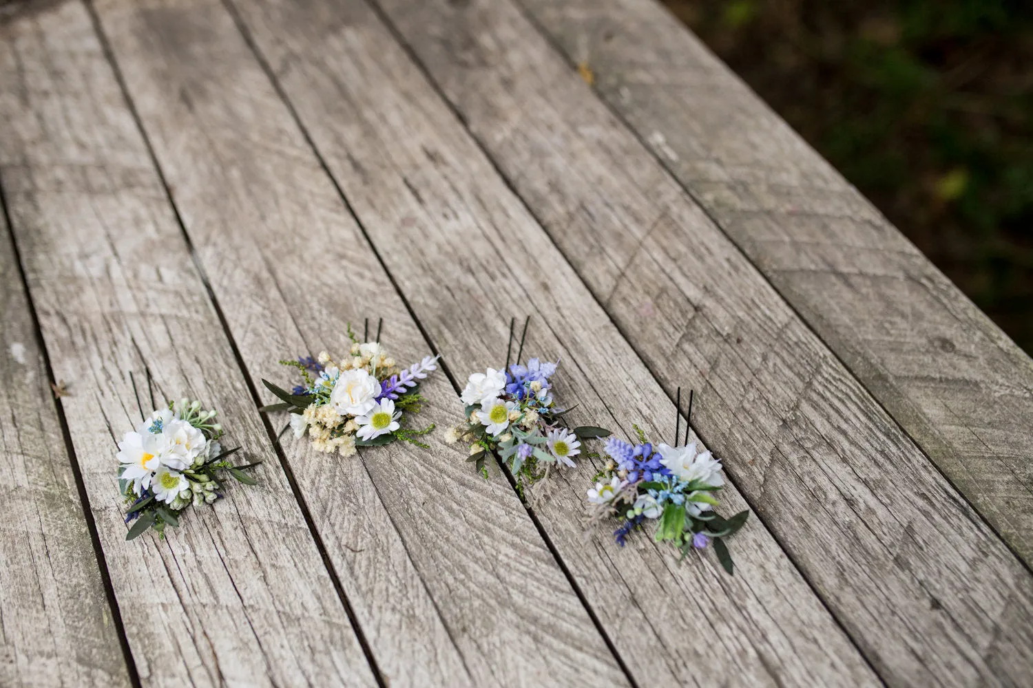 Meadow floral hair pins Bridal flower arrangement Hair accessories in blue and beige colours Bridal accessories Hair flowers Wedding accessories